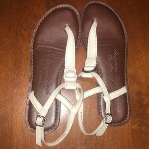 American eagle sandals